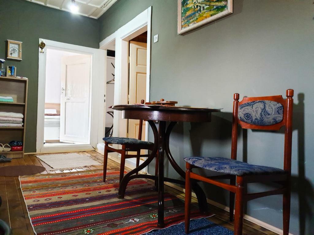 Kulla Dula Guesthouse Gjakova Екстер'єр фото